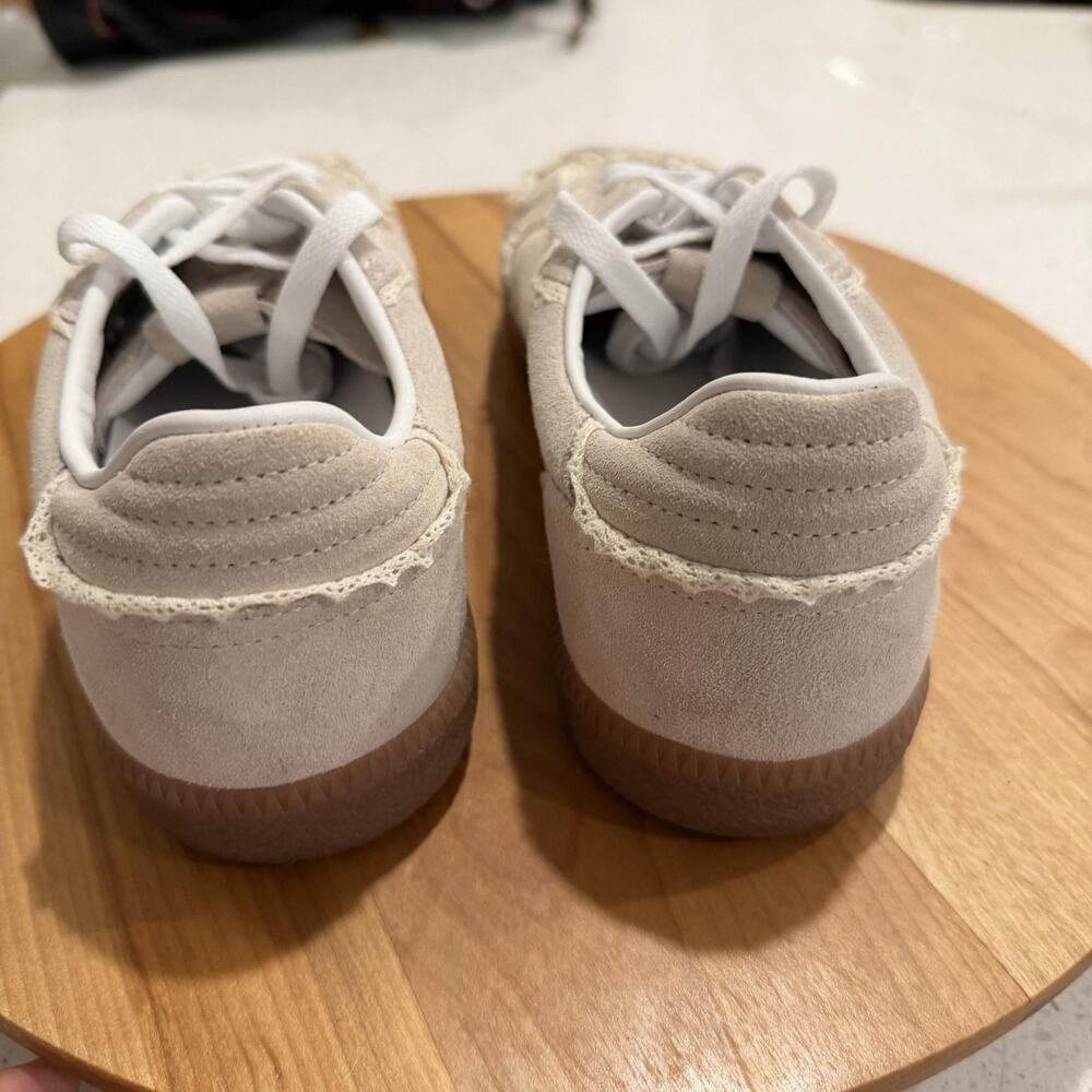 Alohas Sneakers 8-8.5 Tb.490 Crochet Cream Suede Lace Feminine Cottagecore Cute - Picture 10 of 16